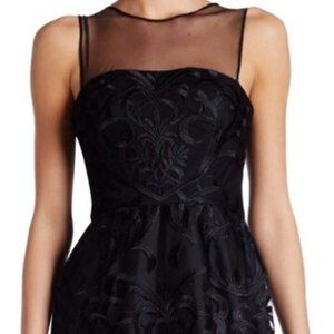 Vera Wang Cocktail dress (Black)
